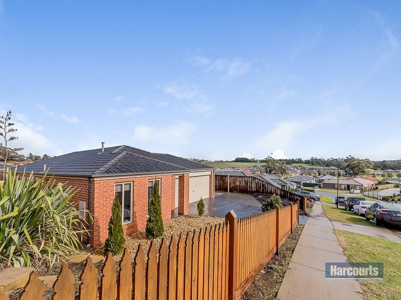 16 Wordsworth Court, Drouin VIC 3818