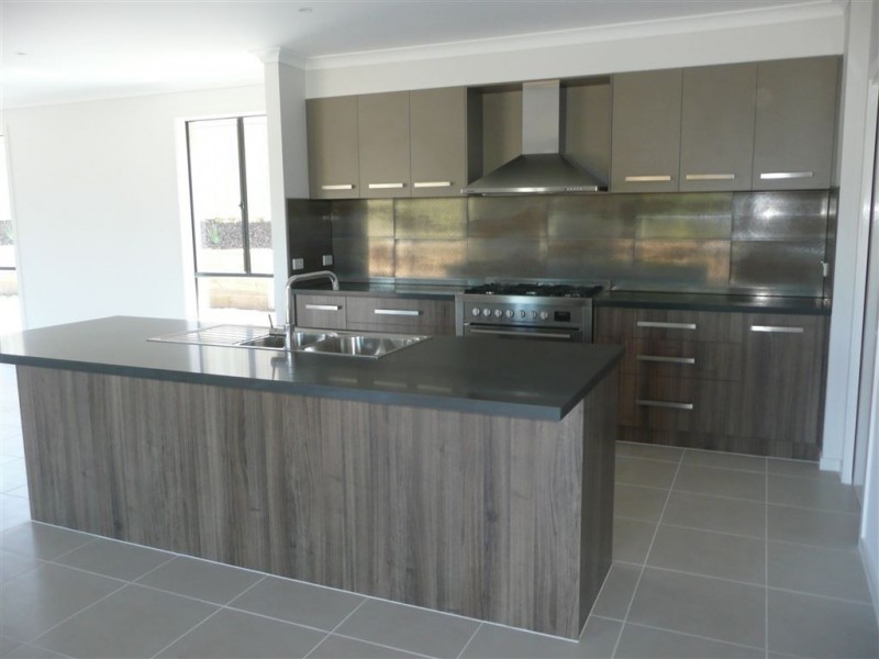 1 Todman Street, Drouin VIC 3818