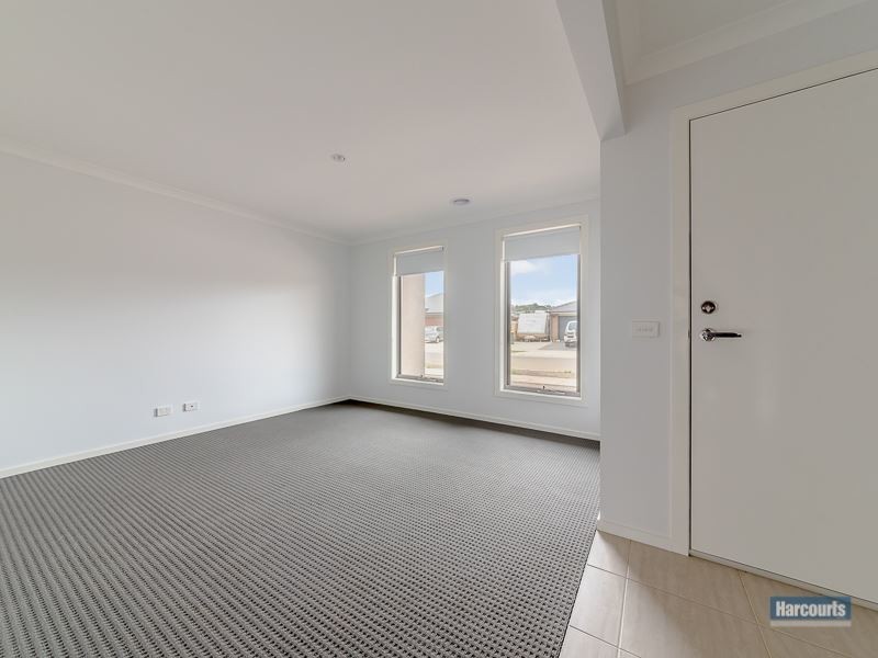 40 Pepper Crescent, Drouin VIC 3818