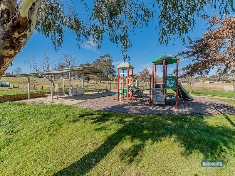 6 Rivendale Crescent, Drouin VIC 3818