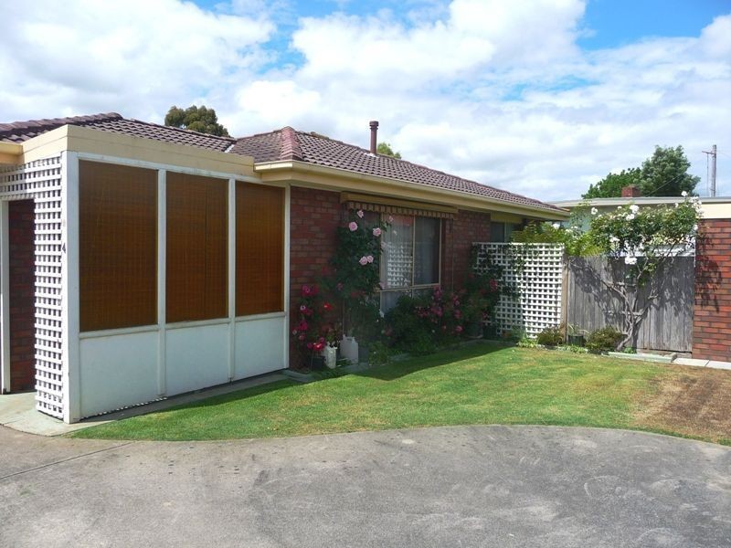 4/1 Gould Street, Drouin VIC 3818
