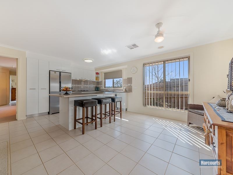 32 Walker Drive, Drouin VIC 3818