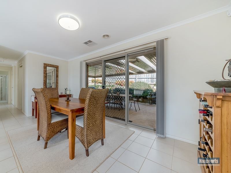 32 Walker Drive, Drouin VIC 3818