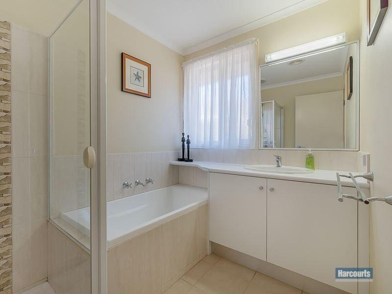 32 Walker Drive, Drouin VIC 3818