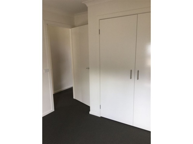 13 Telford Circuit, Drouin VIC 3818