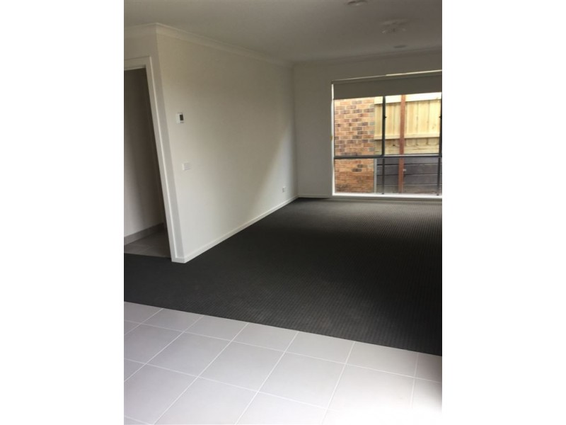 14 Telford Circuit, Drouin VIC 3818