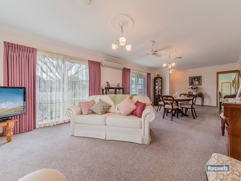 1 Waratah Court, Drouin VIC 3818