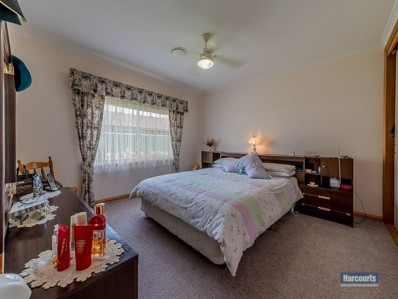 1 Waratah Court, Drouin VIC 3818