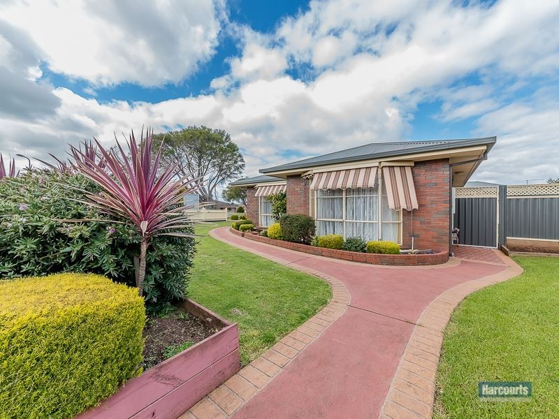 1 Waratah Court, Drouin VIC 3818