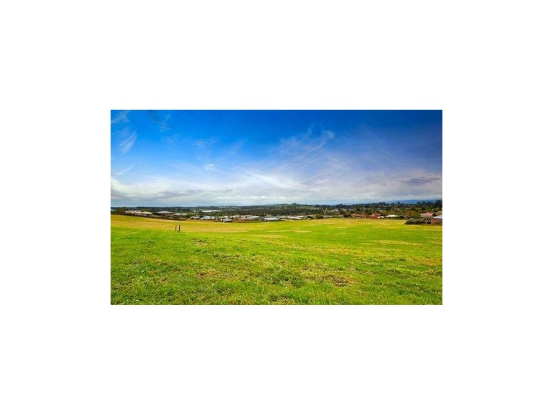 Lot 39 Cook Street, Drouin VIC 3818
