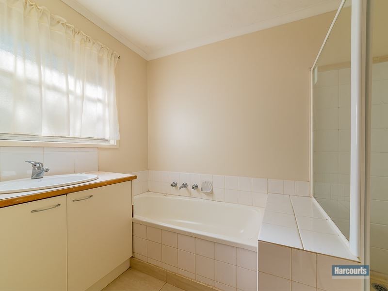 9 Boanyoo Street, Drouin VIC 3818
