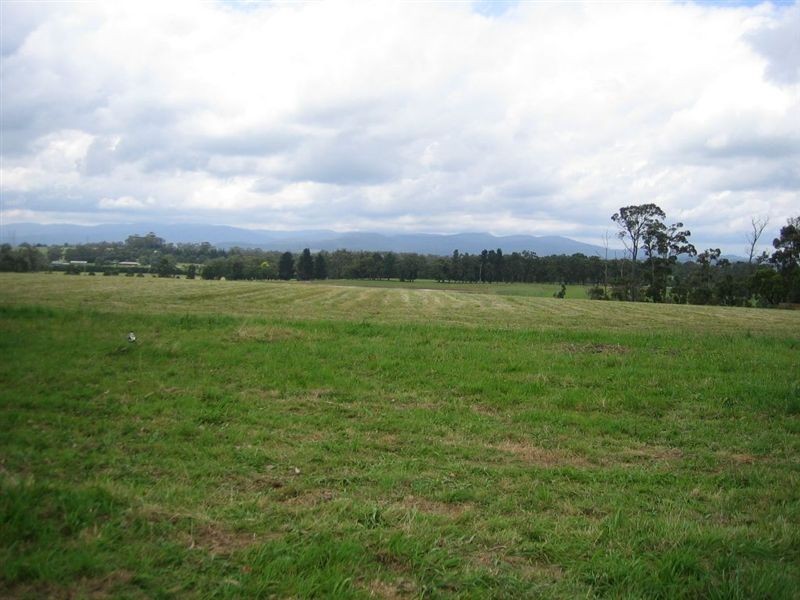 Lot 3 Golf View Court, Drouin VIC 3818
