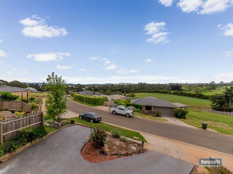 14 Aaron Court, Drouin VIC 3818