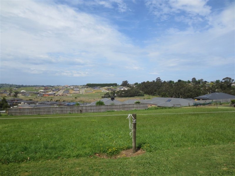 4 Gerrard Street, Drouin VIC 3818