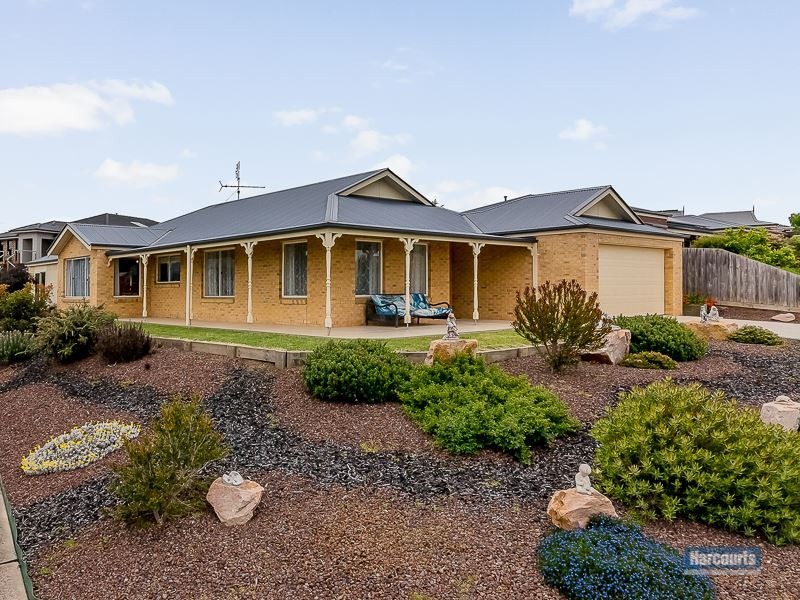 42 Walker Drive, Drouin VIC 3818