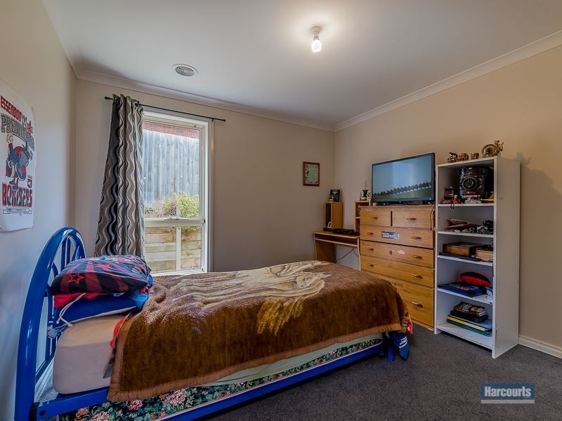 42 Walker Drive, Drouin VIC 3818