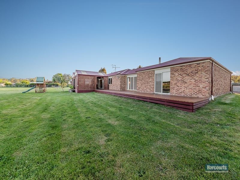 20 Nottingham Court, Drouin VIC 3818
