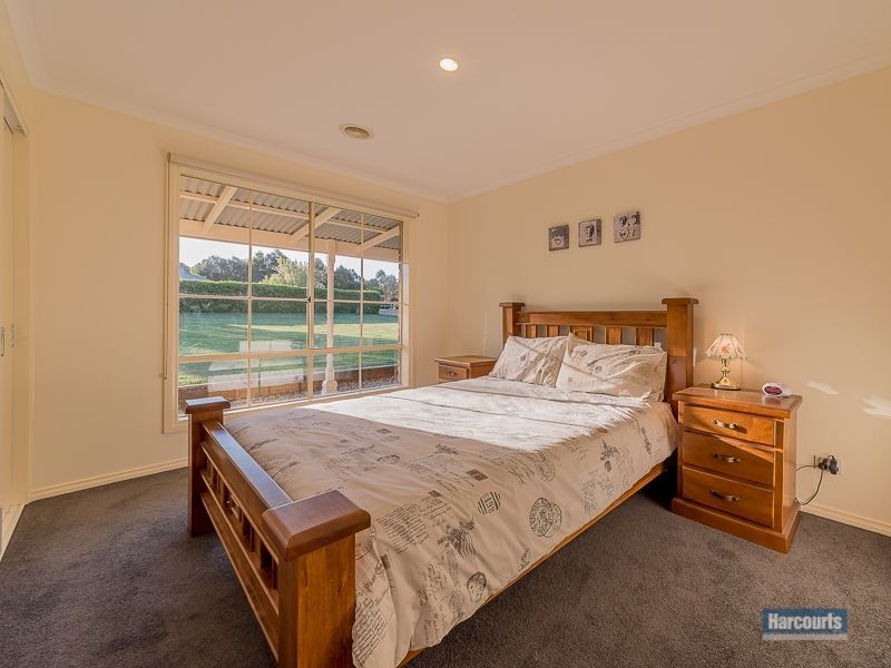 20 Nottingham Court, Drouin VIC 3818