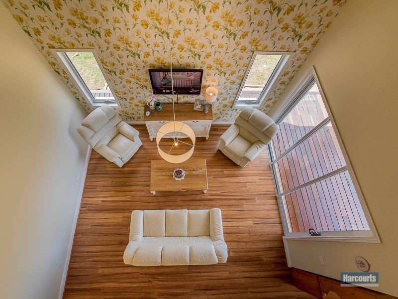 15 Samuel Drive, Drouin VIC 3818