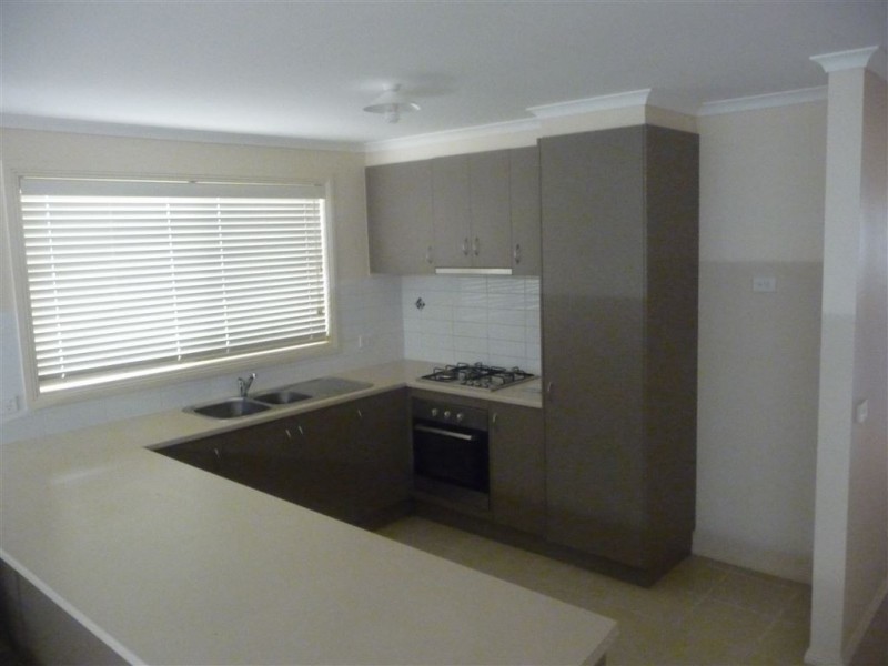 20 Palm Square, Drouin VIC 3818