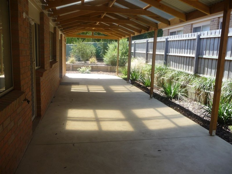 20 Palm Square, Drouin VIC 3818