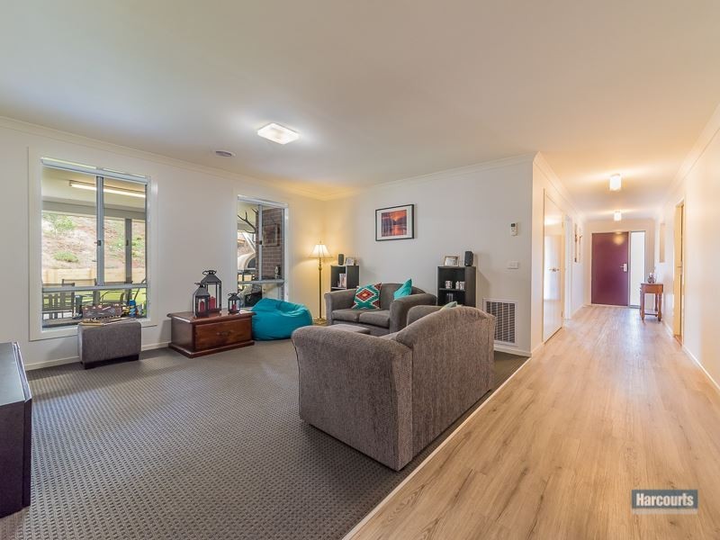 4 Lakeview Court, Drouin VIC 3818