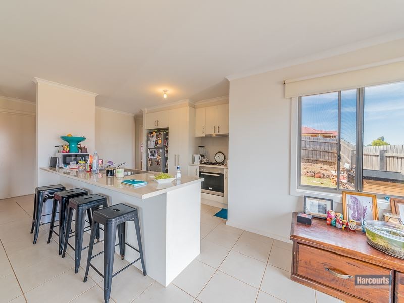 62 Cook Street, Drouin VIC 3818