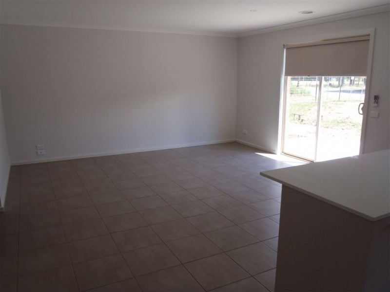 59 Pepper Crescent, Drouin VIC 3818