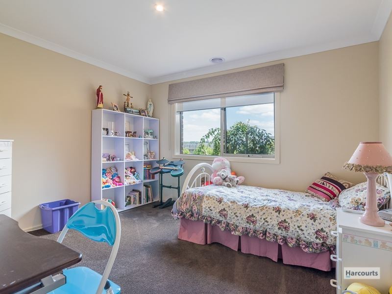 22 Skipton Street, Drouin VIC 3818