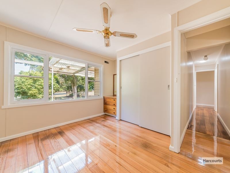 11 Lye Dixon Road, Drouin South VIC 3818