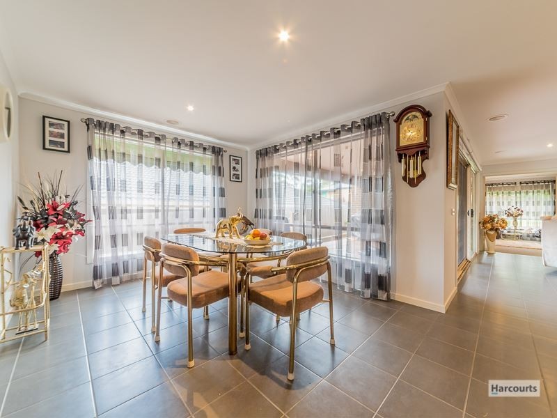 19 Holland Street, Drouin VIC 3818