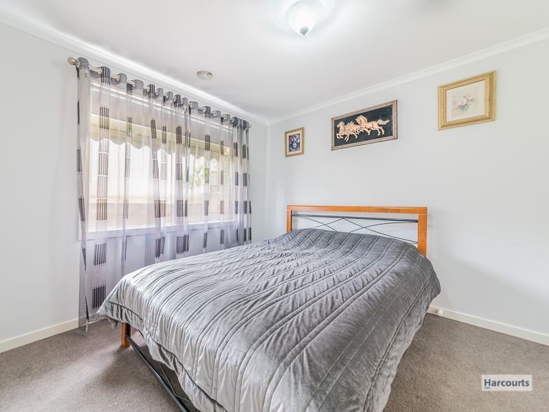 19 Holland Street, Drouin VIC 3818