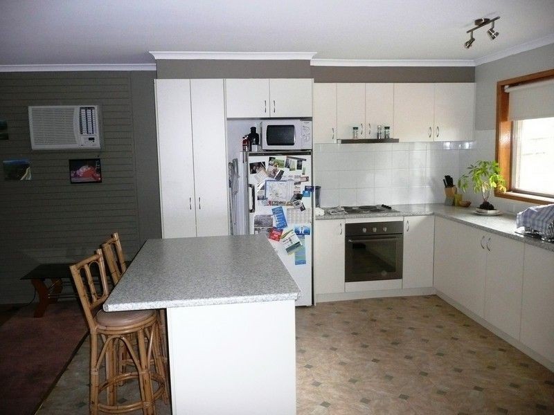 4 Park Street, Drouin VIC 3818