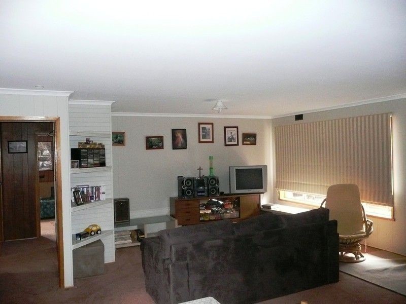 4 Park Street, Drouin VIC 3818