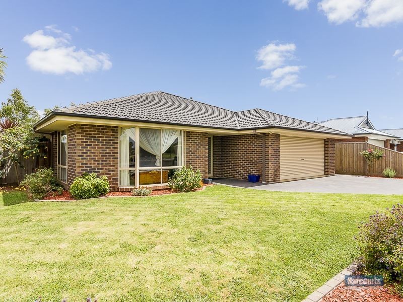 29 Norman Road, Drouin VIC 3818