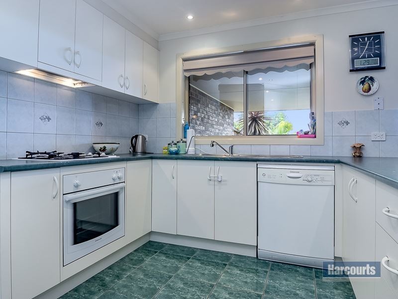 29 Norman Road, Drouin VIC 3818