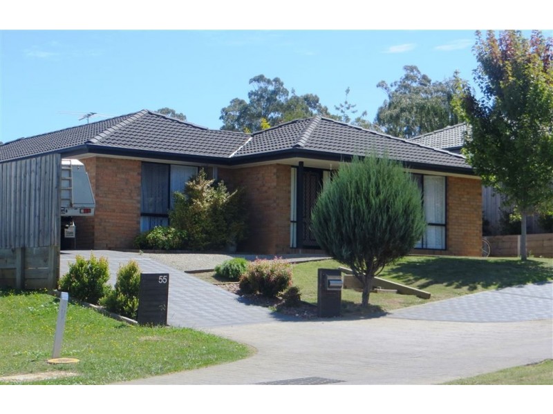 55 Springwater Drive, Drouin VIC 3818
