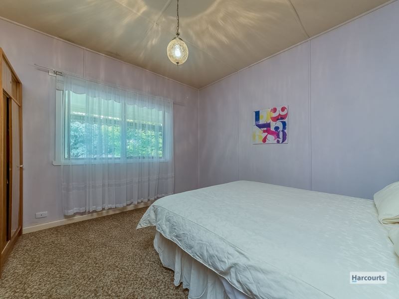 71 Gardner Holman Road, Drouin VIC 3818