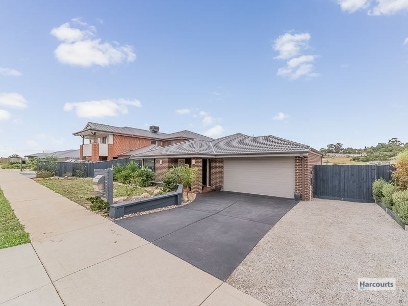 5 Samuel Drive, Drouin VIC 3818