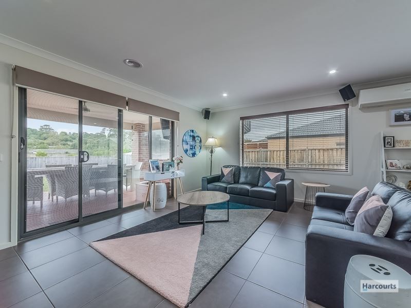 5 Samuel Drive, Drouin VIC 3818