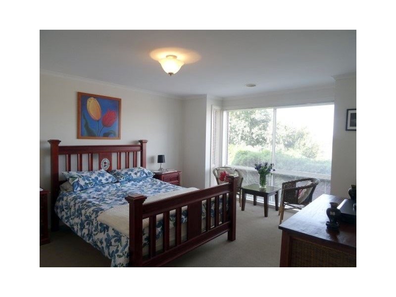 77 Twin Ranges Drive, Warragul VIC 3820
