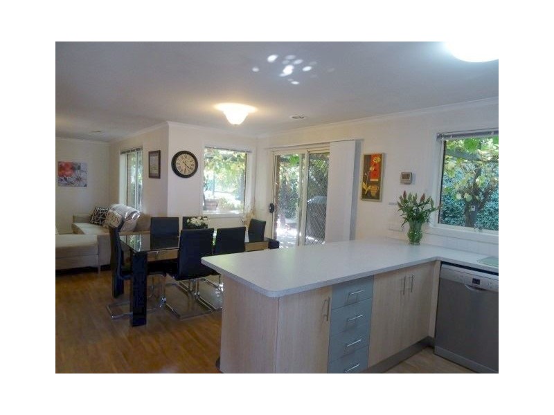 77 Twin Ranges Drive, Warragul VIC 3820