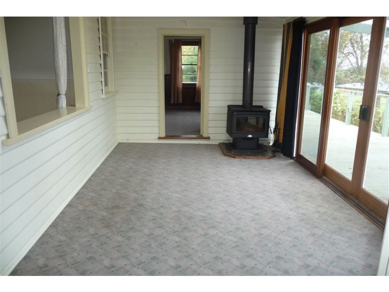 8 Valley Vista Drive, Warragul VIC 3820