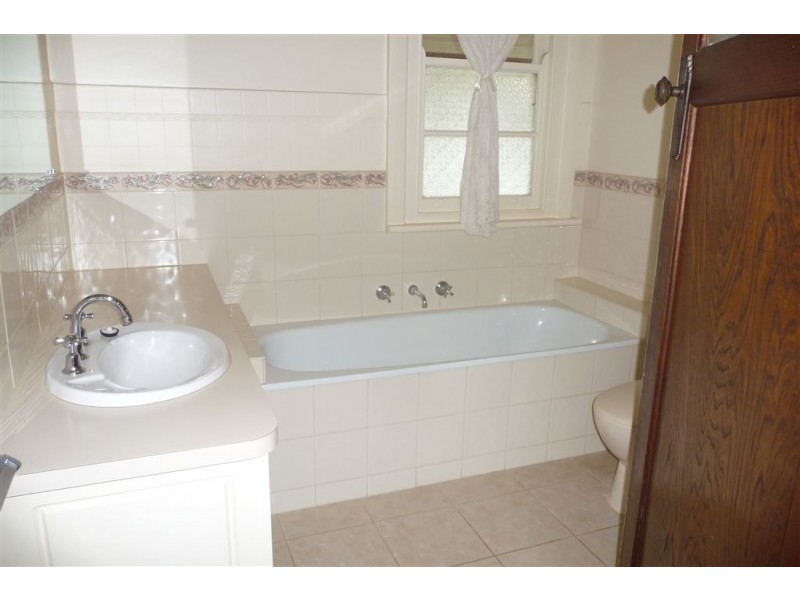 8 Valley Vista Drive, Warragul VIC 3820