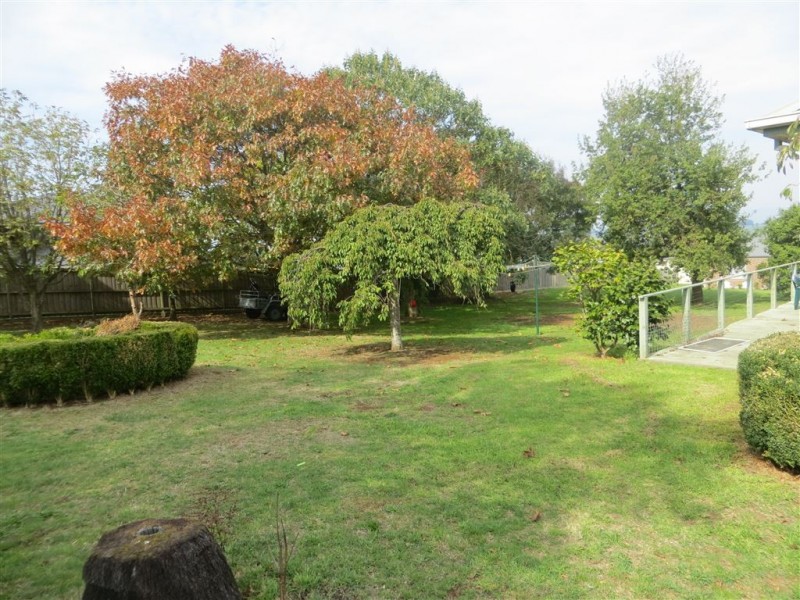 8 Valley Vista Drive, Warragul VIC 3820