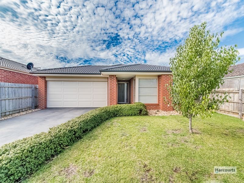 4 Rivendale Crescent, Drouin VIC 3818