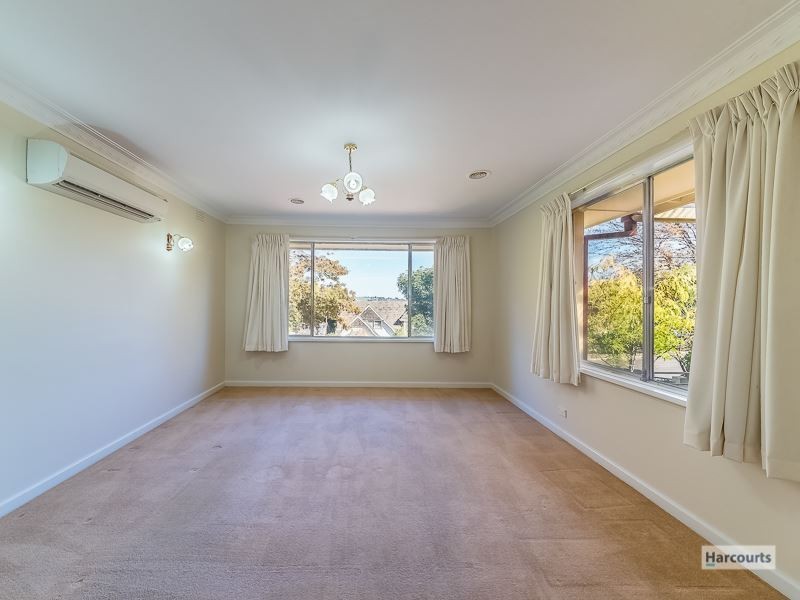 27 Clifford Street, Warragul VIC 3820