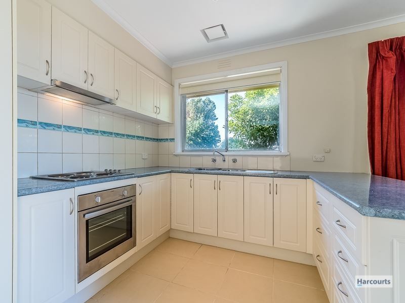 27 Clifford Street, Warragul VIC 3820