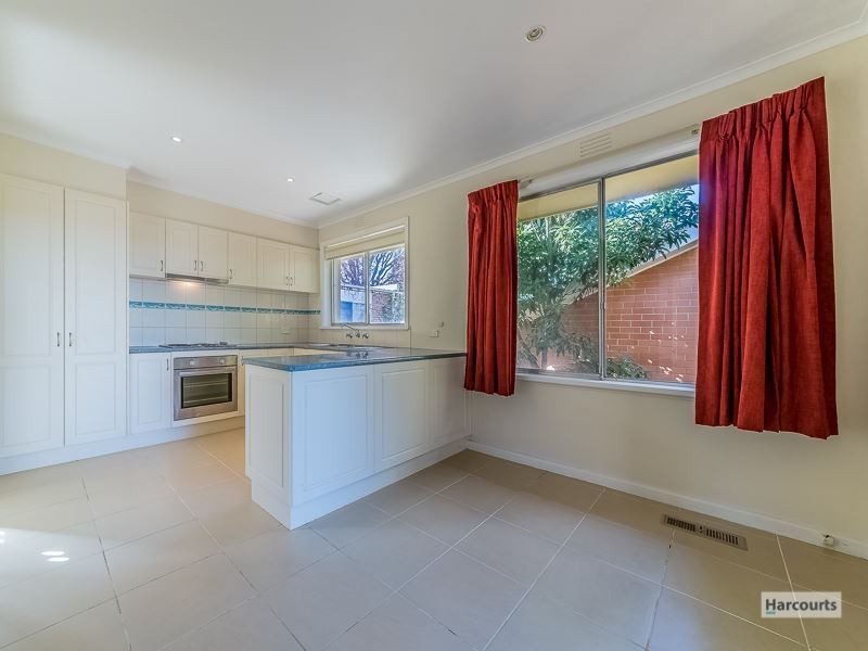 27 Clifford Street, Warragul VIC 3820