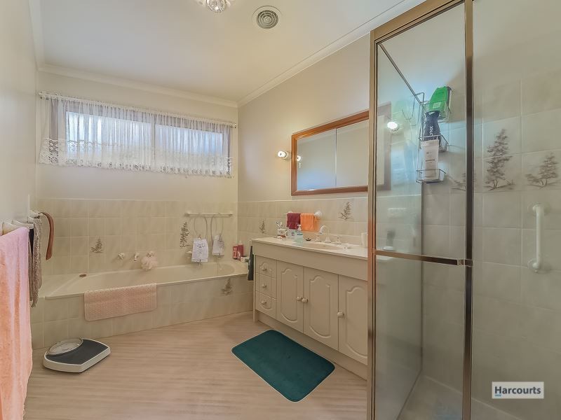 2/28 Grant Street, Drouin VIC 3818